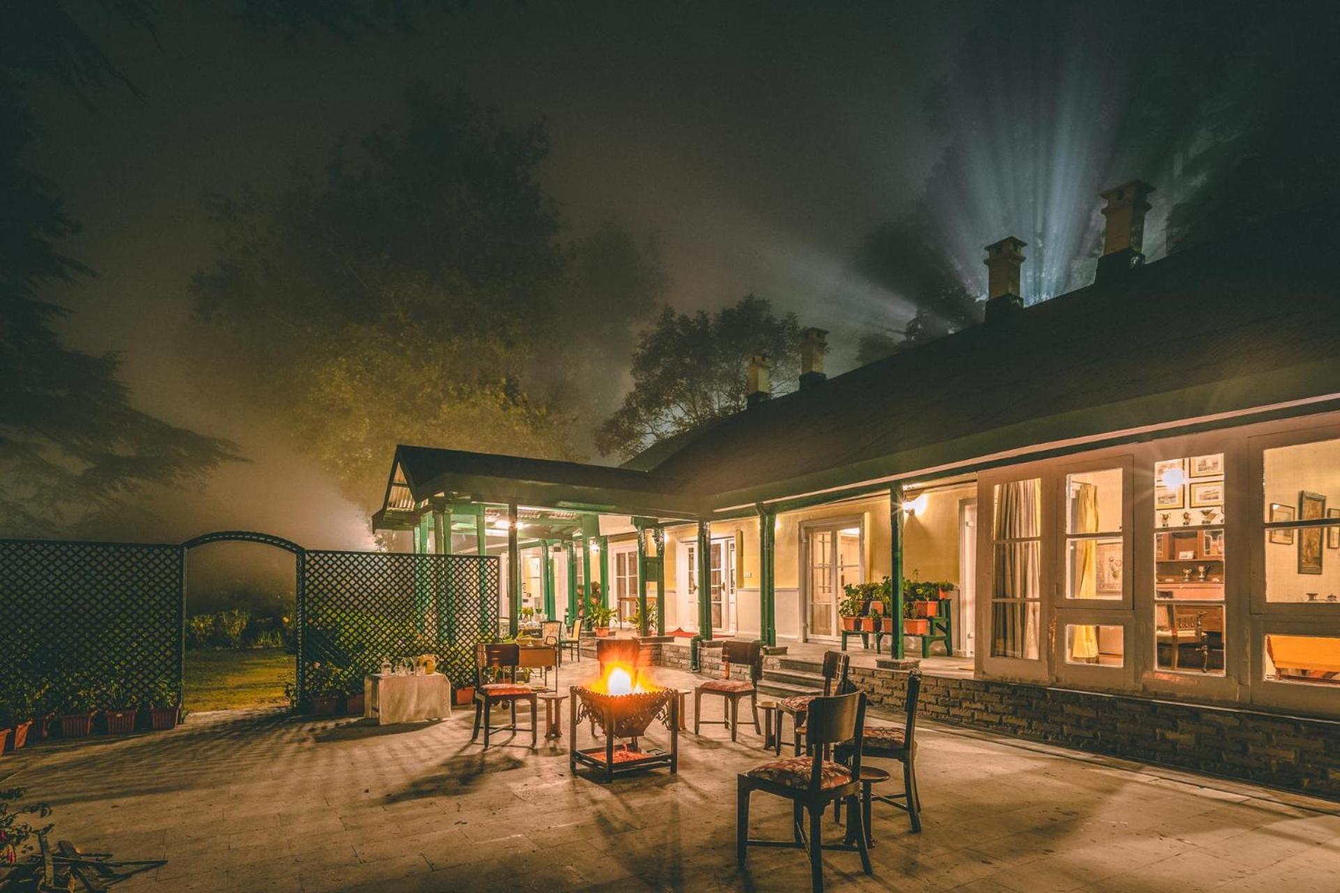 Stayvista At Rose Cottage - Bonfire & Scenic View Шимла Экстерьер фото